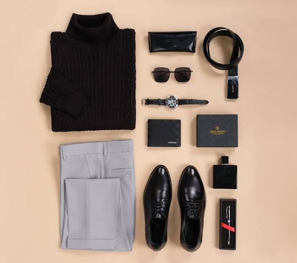 The 12-Piece Minimalist Capsule Wardrobe: Do More With Less