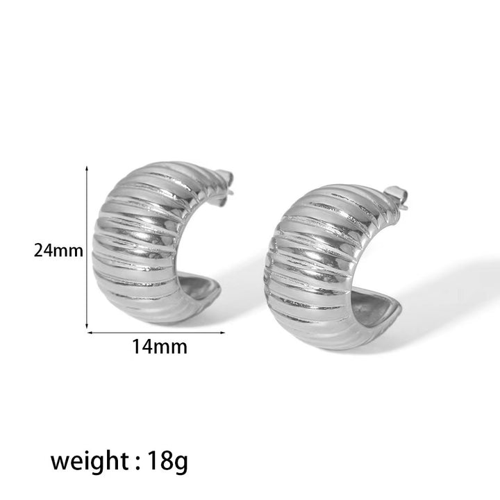 Wide Ribbed C-Hoop Earrings